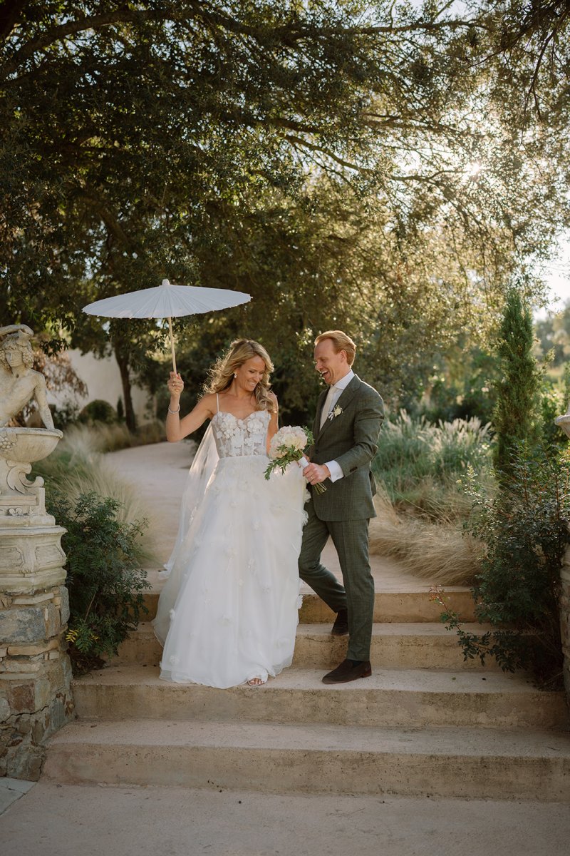 Real Bride wearing a romantic wedding dress by KWH Bridal, Karen Willis Holmes. Wedding Dresses Australia, Wedding dresses Sydney, Wedding Dresses Melbourne, Wedding dresses Brisbane