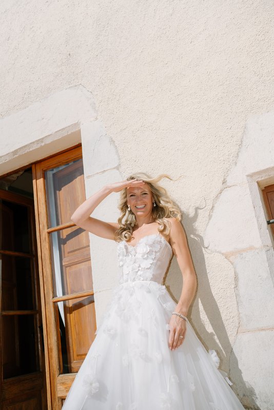 Real Bride wearing a romantic wedding dress by KWH Bridal, Karen Willis Holmes. Wedding Dresses Australia, Wedding dresses Sydney, Wedding Dresses Melbourne, Wedding dresses Brisbane