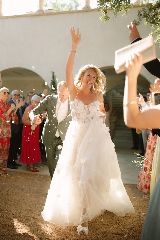 Real Bride wearing a romantic wedding dress by KWH Bridal, Karen Willis Holmes. Wedding Dresses Australia, Wedding dresses Sydney, Wedding Dresses Melbourne, Wedding dresses Brisbane