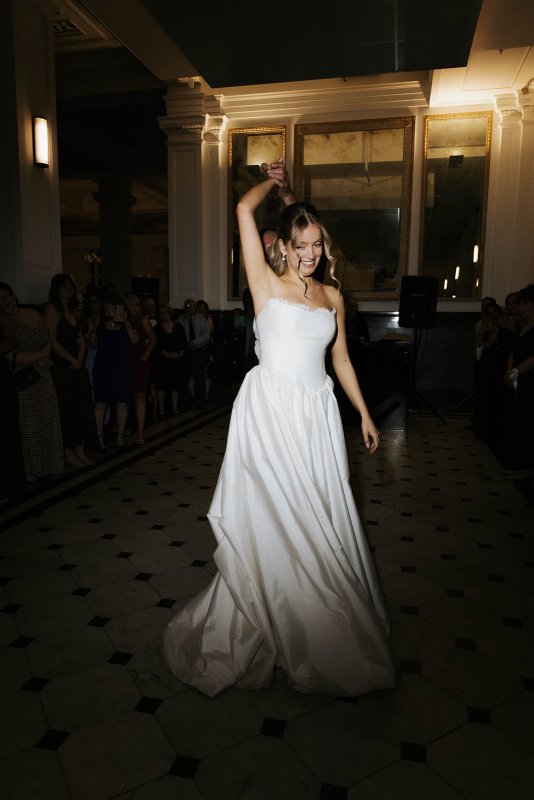 Real Bride wearing a romantic wedding dress by KWH Bridal, Karen Willis Holmes. Wedding Dresses Australia, Wedding dresses Sydney, Wedding Dresses Melbourne, Wedding dresses Brisbane