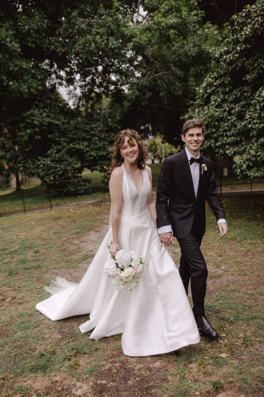 Real Bride wearing a romantic wedding dress by KWH Bridal, Karen Willis Holmes. Wedding Dresses Australia, Wedding dresses Sydney, Wedding Dresses Melbourne, Wedding dresses Brisbane