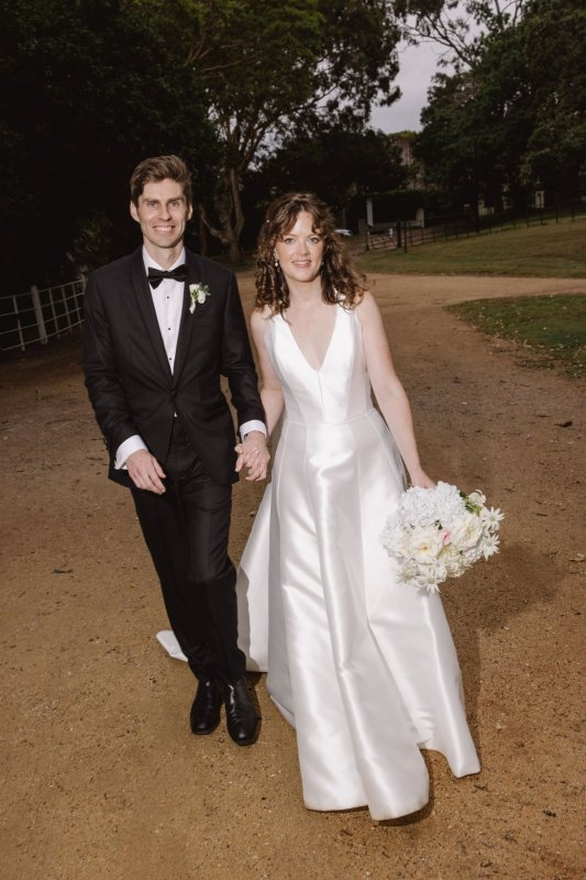 Real Bride wearing a romantic wedding dress by KWH Bridal, Karen Willis Holmes. Wedding Dresses Australia, Wedding dresses Sydney, Wedding Dresses Melbourne, Wedding dresses Brisbane