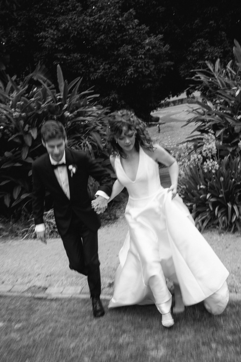 Real Bride wearing a romantic wedding dress by KWH Bridal, Karen Willis Holmes. Wedding Dresses Australia, Wedding dresses Sydney, Wedding Dresses Melbourne, Wedding dresses Brisbane