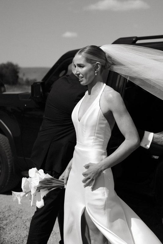 Real Bride wearing a romantic wedding dress by KWH Bridal, Karen Willis Holmes. Wedding Dresses Australia, Wedding dresses Sydney, Wedding Dresses Melbourne, Wedding dresses Brisbane