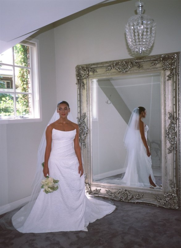 Real Bride wearing a romantic wedding dress by KWH Bridal, Karen Willis Holmes. Wedding Dresses Australia, Wedding dresses Sydney, Wedding Dresses Melbourne, Wedding dresses Brisbane