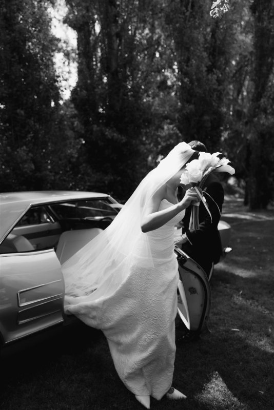 Real Bride wearing a romantic wedding dress by KWH Bridal, Karen Willis Holmes. Wedding Dresses Australia, Wedding dresses Sydney, Wedding Dresses Melbourne, Wedding dresses Brisbane
