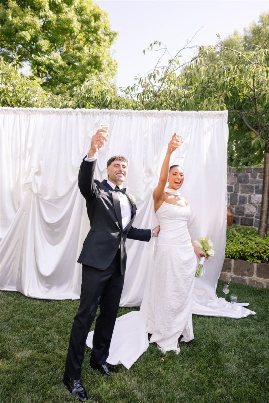 Real Bride wearing a romantic wedding dress by KWH Bridal, Karen Willis Holmes. Wedding Dresses Australia, Wedding dresses Sydney, Wedding Dresses Melbourne, Wedding dresses Brisbane