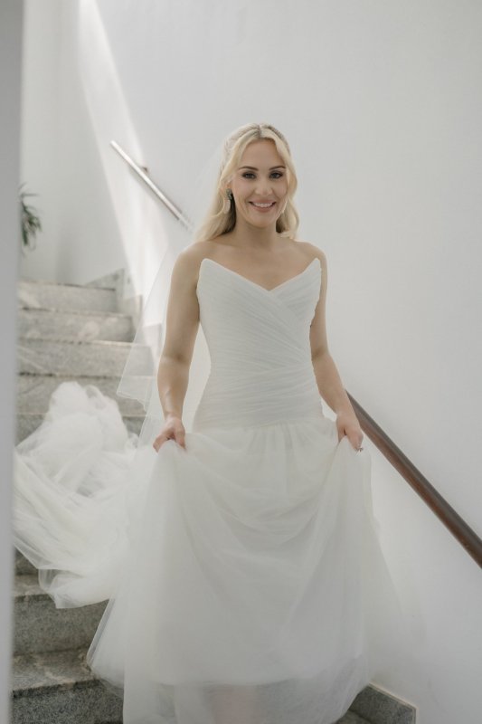 Real Bride wearing a romantic wedding dress by KWH Bridal, Karen Willis Holmes. Wedding Dresses Australia, Wedding dresses Sydney, Wedding Dresses Melbourne, Wedding dresses Brisbane