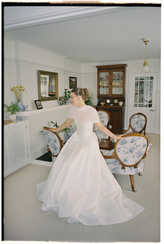 Real Bride wearing a romantic wedding dress by KWH Bridal, Karen Willis Holmes. Wedding Dresses Australia, Wedding dresses Sydney, Wedding Dresses Melbourne, Wedding dresses Brisbane