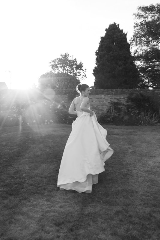 Real Bride wearing a romantic wedding dress by KWH Bridal, Karen Willis Holmes. Wedding Dresses Australia, Wedding dresses Sydney, Wedding Dresses Melbourne, Wedding dresses Brisbane