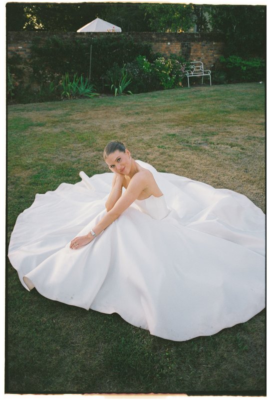 Real Bride wearing a romantic wedding dress by KWH Bridal, Karen Willis Holmes. Wedding Dresses Australia, Wedding dresses Sydney, Wedding Dresses Melbourne, Wedding dresses Brisbane