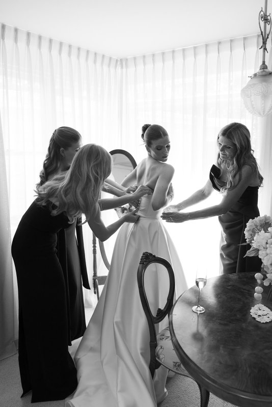 Real Bride wearing a romantic wedding dress by KWH Bridal, Karen Willis Holmes. Wedding Dresses Australia, Wedding dresses Sydney, Wedding Dresses Melbourne, Wedding dresses Brisbane