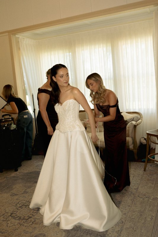 Real Bride wearing a romantic wedding dress by KWH Bridal, Karen Willis Holmes. Wedding Dresses Australia, Wedding dresses Sydney, Wedding Dresses Melbourne, Wedding dresses Brisbane