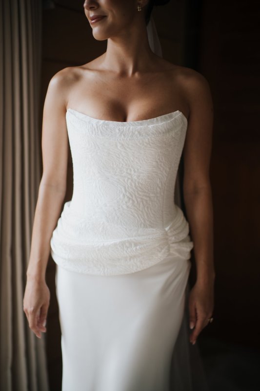 Real Bride wearing a romantic wedding dress by KWH Bridal, Karen Willis Holmes. Wedding Dresses Australia, Wedding dresses Sydney, Wedding Dresses Melbourne, Wedding dresses Brisbane