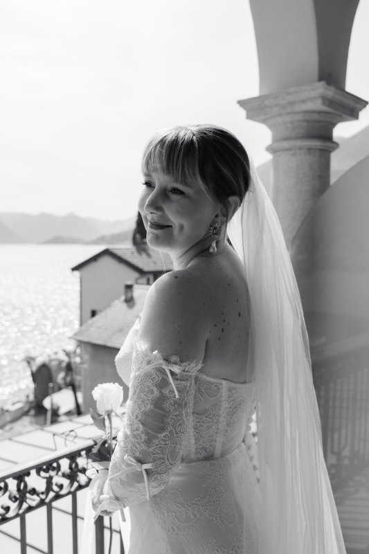Real Bride wearing a romantic wedding dress by KWH Bridal, Karen Willis Holmes. Wedding Dresses Australia, Wedding dresses Sydney, Wedding Dresses Melbourne, Wedding dresses Brisbane